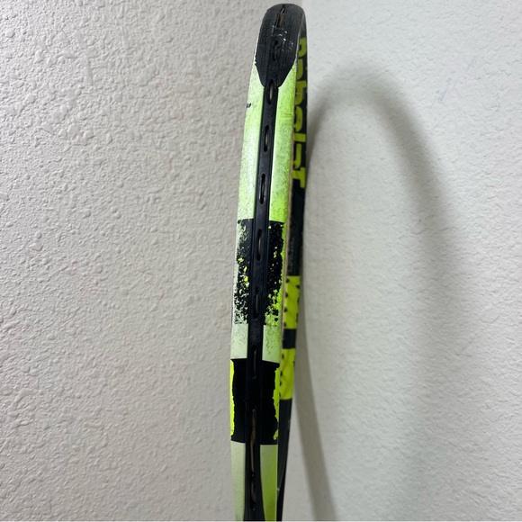 Babolat Aero Junior 26 Tennis Racquet Grey and Yellow - Picture 10 of 11